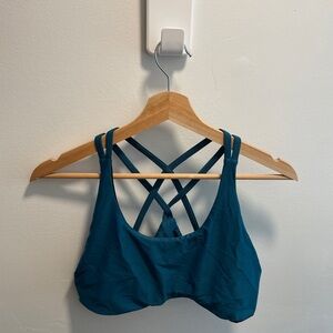 Tera Kaia High Cut TOURA Sports Bra / Basewear Top